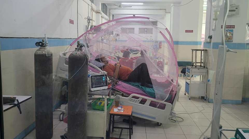 सङ्क्रमितका लागि शय्या बढाउँदै चितवनका अस्पताल