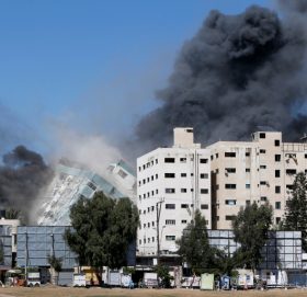 इजरायली लडाकू विमानद्वारा गाजा शहरमा थप आक्रमण