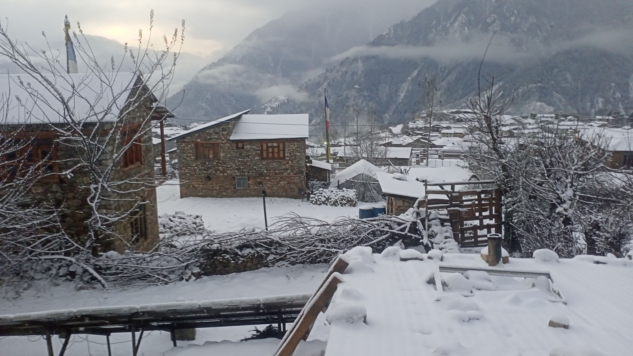 आगामी साता अधिकतम तथा न्यूनतम तापक्रम घट्ने