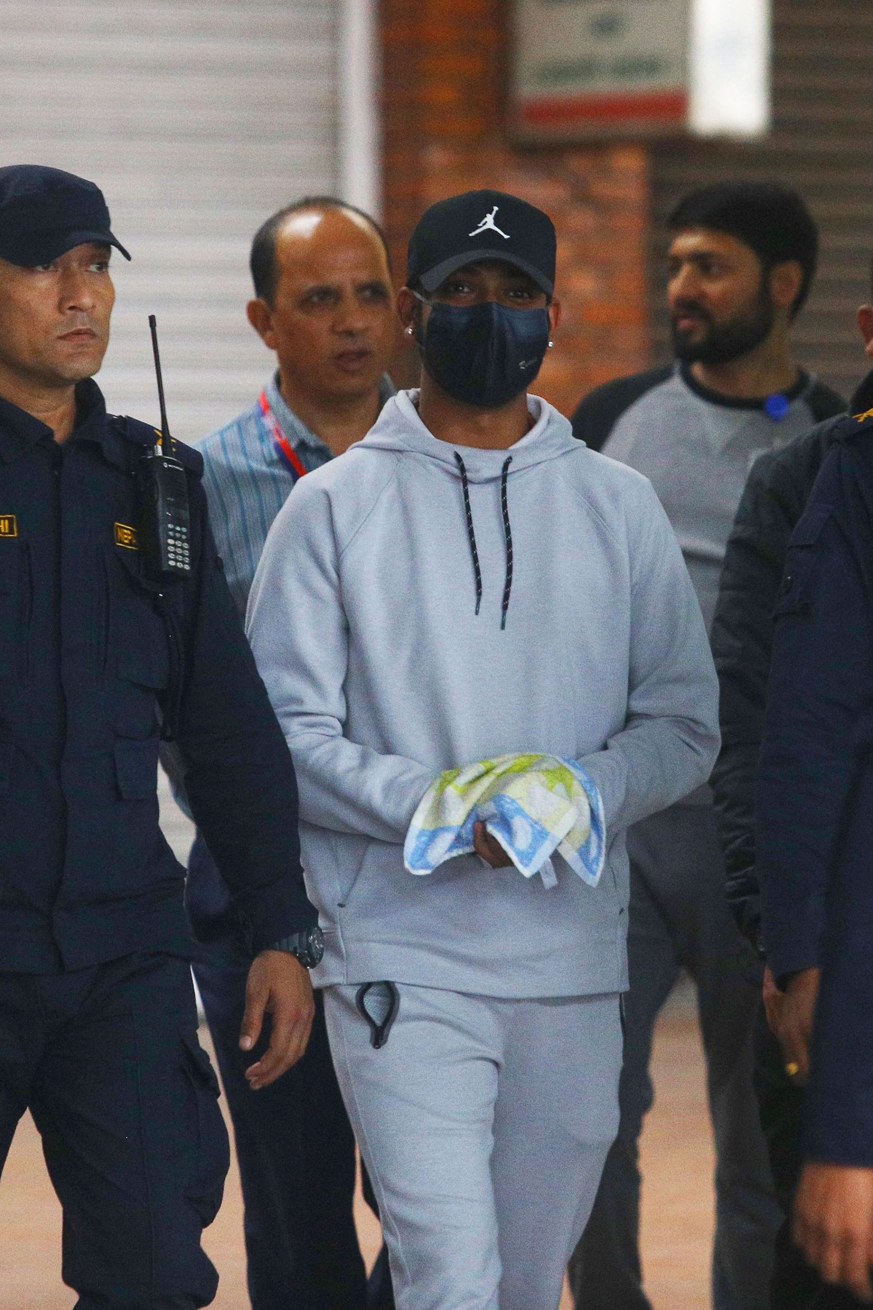 सन्दीप लामिछाने विमानस्थलबाटै पक्राउ