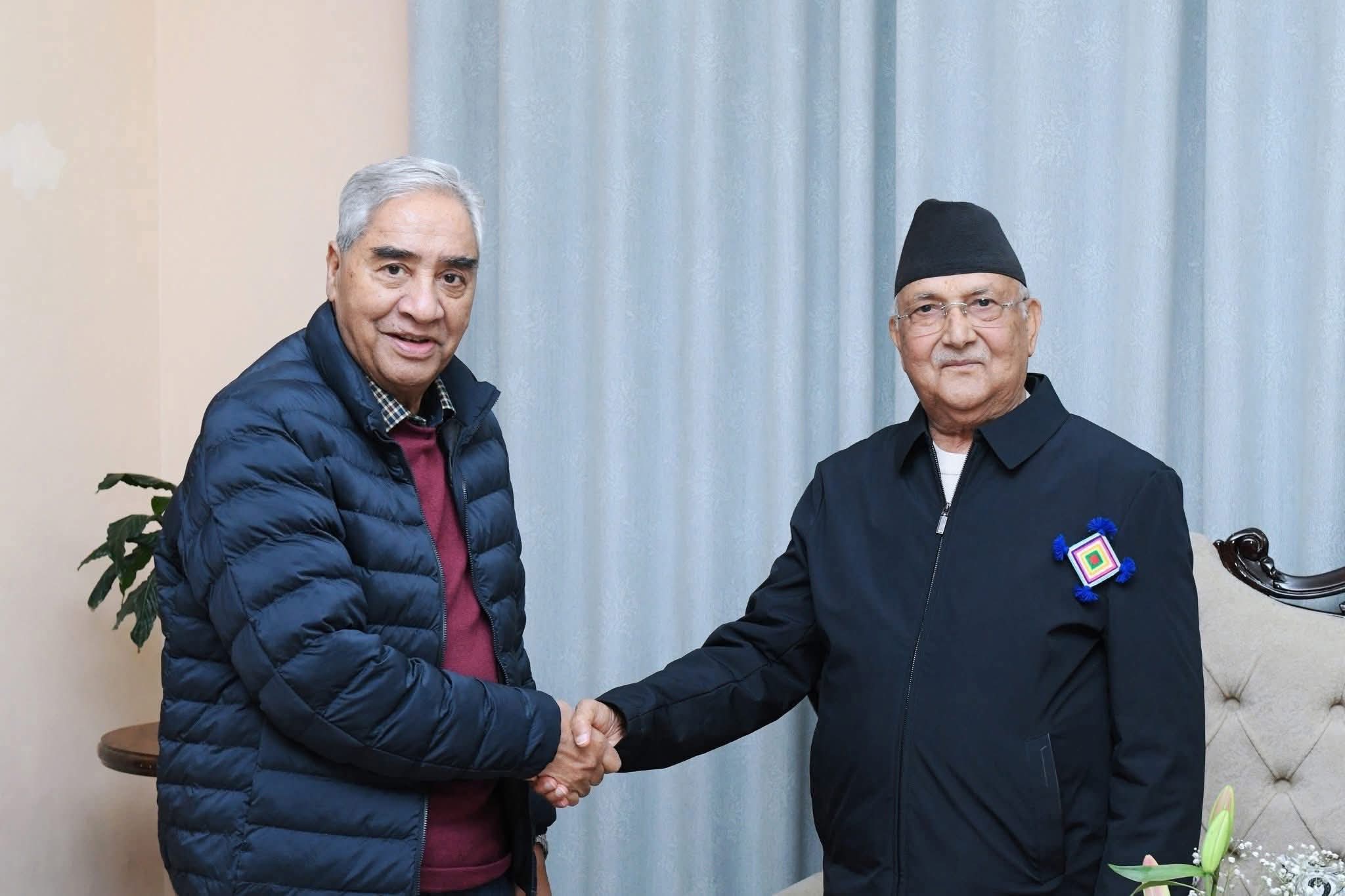 देउवालाई भेट्न घरमै पुगे ओली