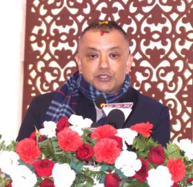 पार्टीको महाधिवेशन गरेर मात्र निर्वाचनमा भाग लिनुपर्छ : कांग्रेस महामन्त्री थापा